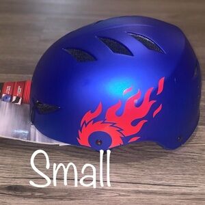NWT- Blue Razor Flame Child’s Helmet